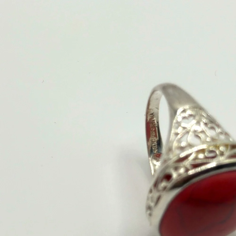 Elegant 925 Sterling silver ring real stone